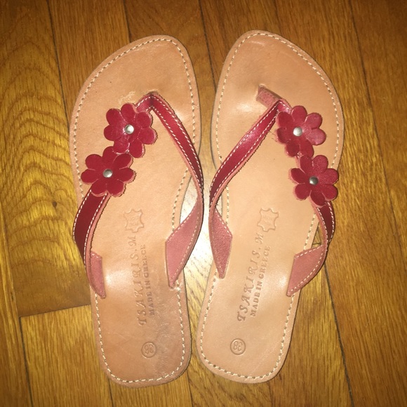 ✨BOUTIQUE GREEK GENUINE RED LEATHER SANDALS✨ - Picture 5 of 8